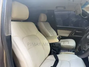 Toyota Land Cruiser 2009 Gray
