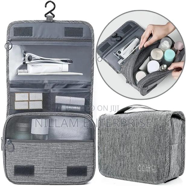 Portable Cosmetic Makeup Toiletry Bags With Hooks* - thumbnail 3
