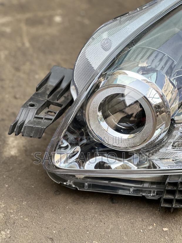 Headlight Ractis (Xenon) - thumbnail 4
