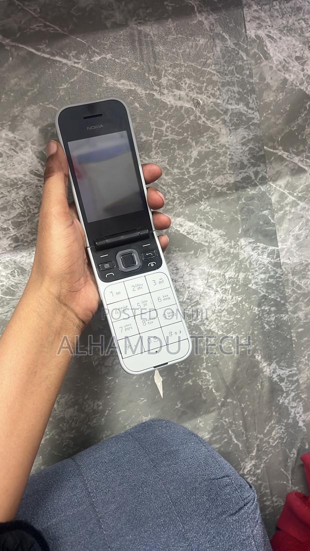 New Nokia 2720 Flip 512 GB Gray - thumbnail 10
