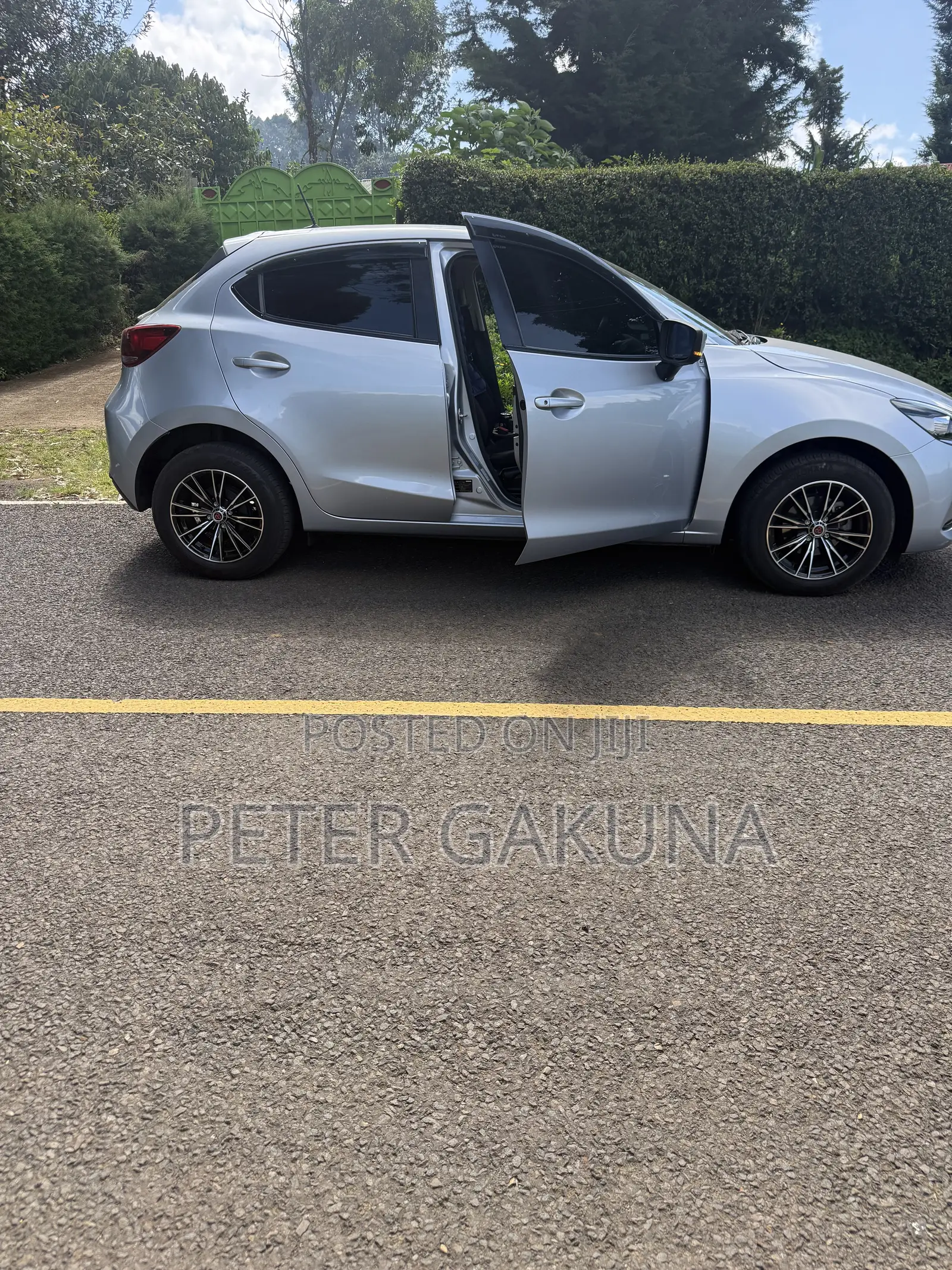 Mazda 2 2020 Silver