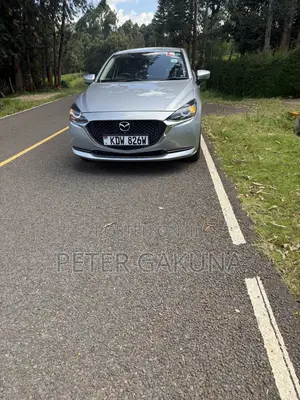 Mazda 2 2020 Silver