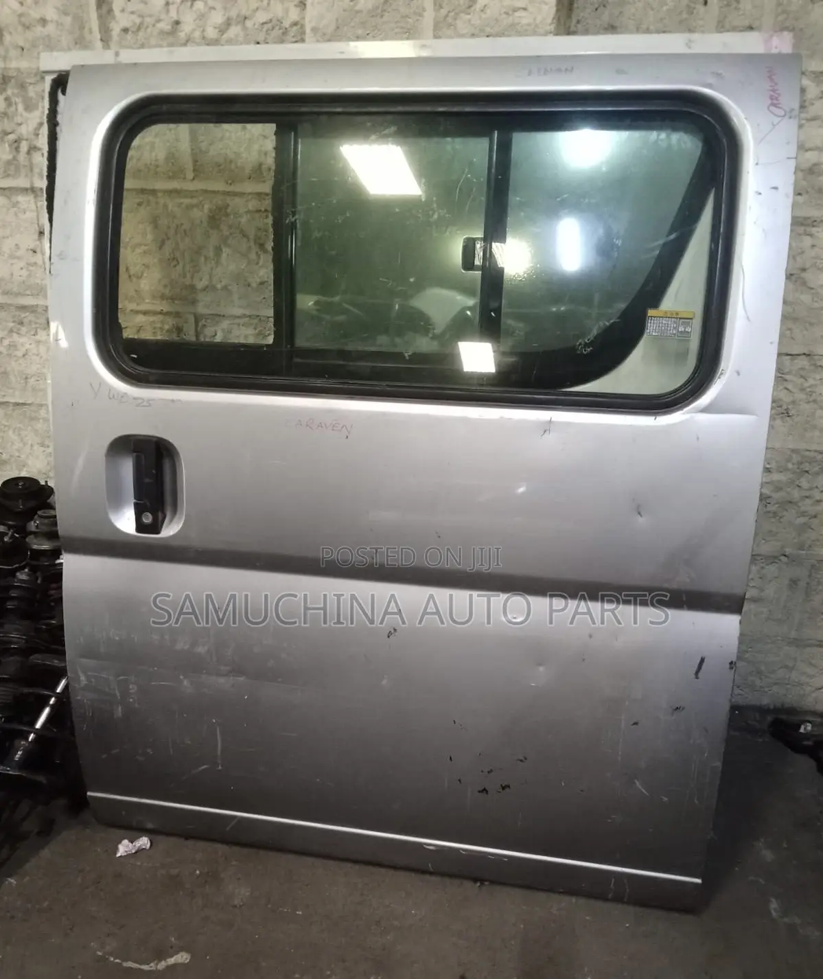 Sliding Left Door Nissan E25