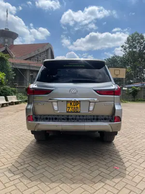 Lexus LX 2016 Silver
