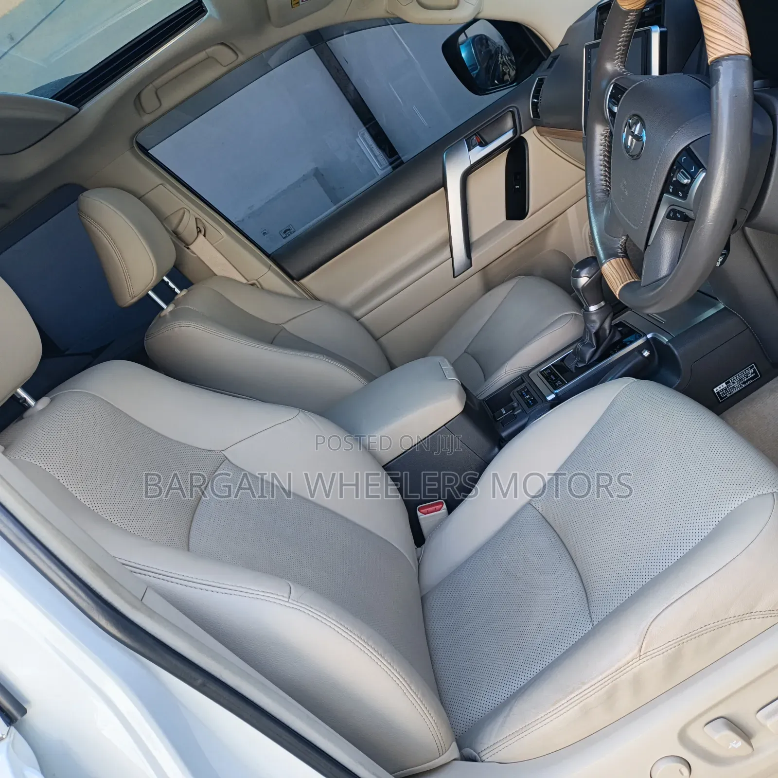 Toyota Land Cruiser 2020 White