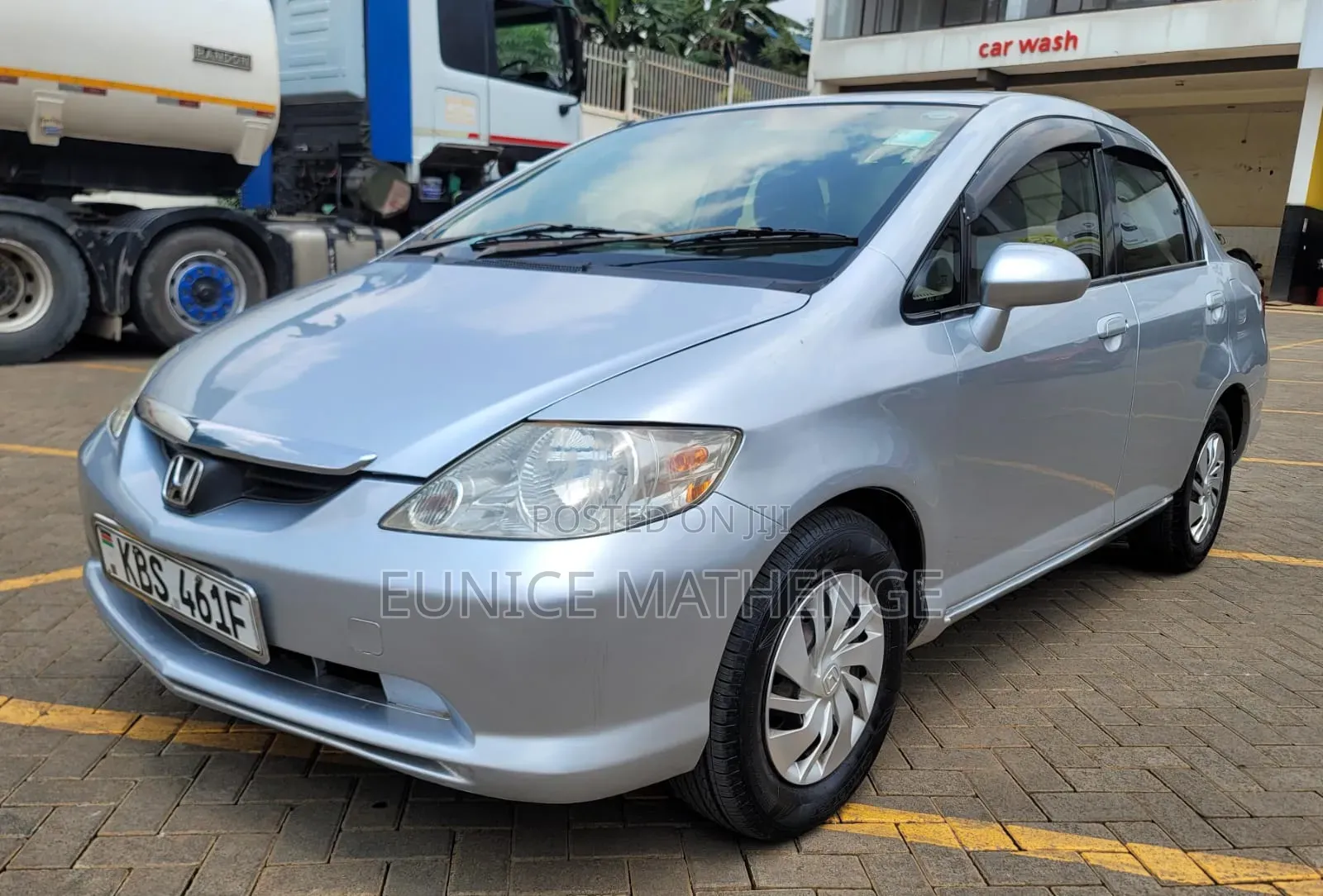 Honda Fit Aria 2006 Silver