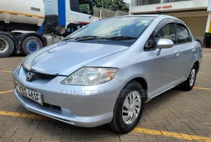 Honda Fit Aria 2006 Silver