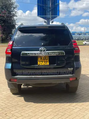 Toyota Land Cruiser Prado 2018 White