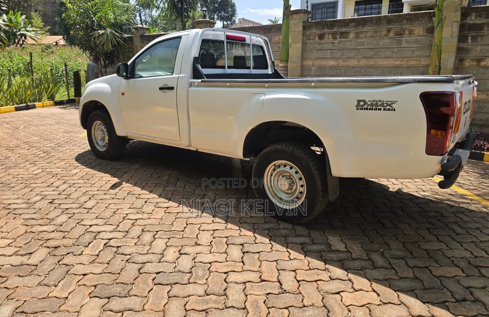 Isuzu D-MAX 2017 White