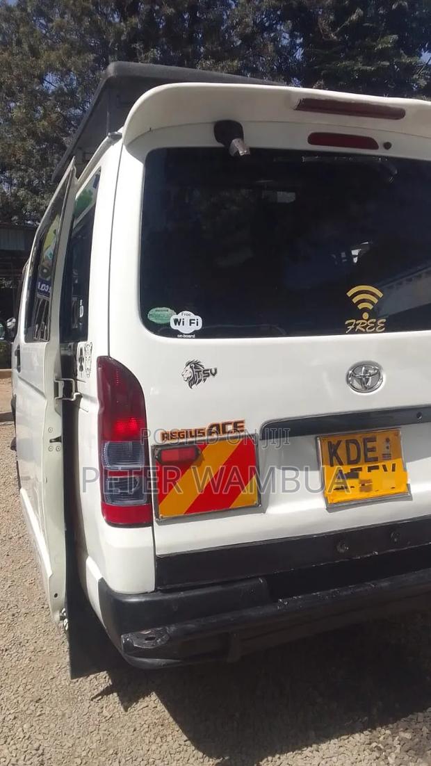 Toyota HiAce 2016 White - thumbnail 6