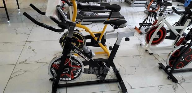 Commercial Spinning Bike - main view