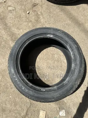215/55r17 Maxtrek Tires