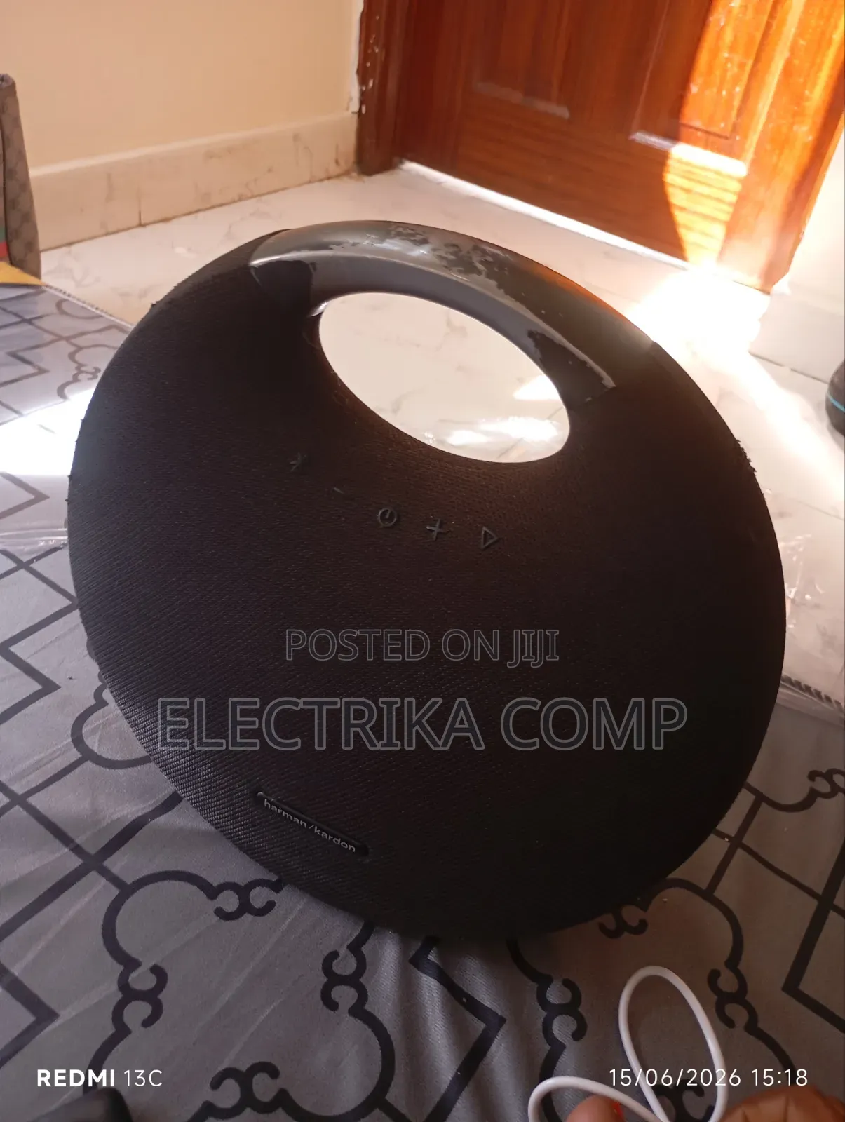 Harman Kadon Speaker 6