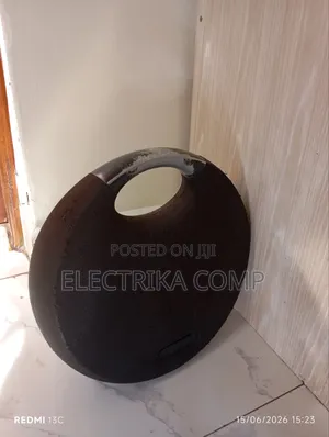 Harman Kadon Speaker 6