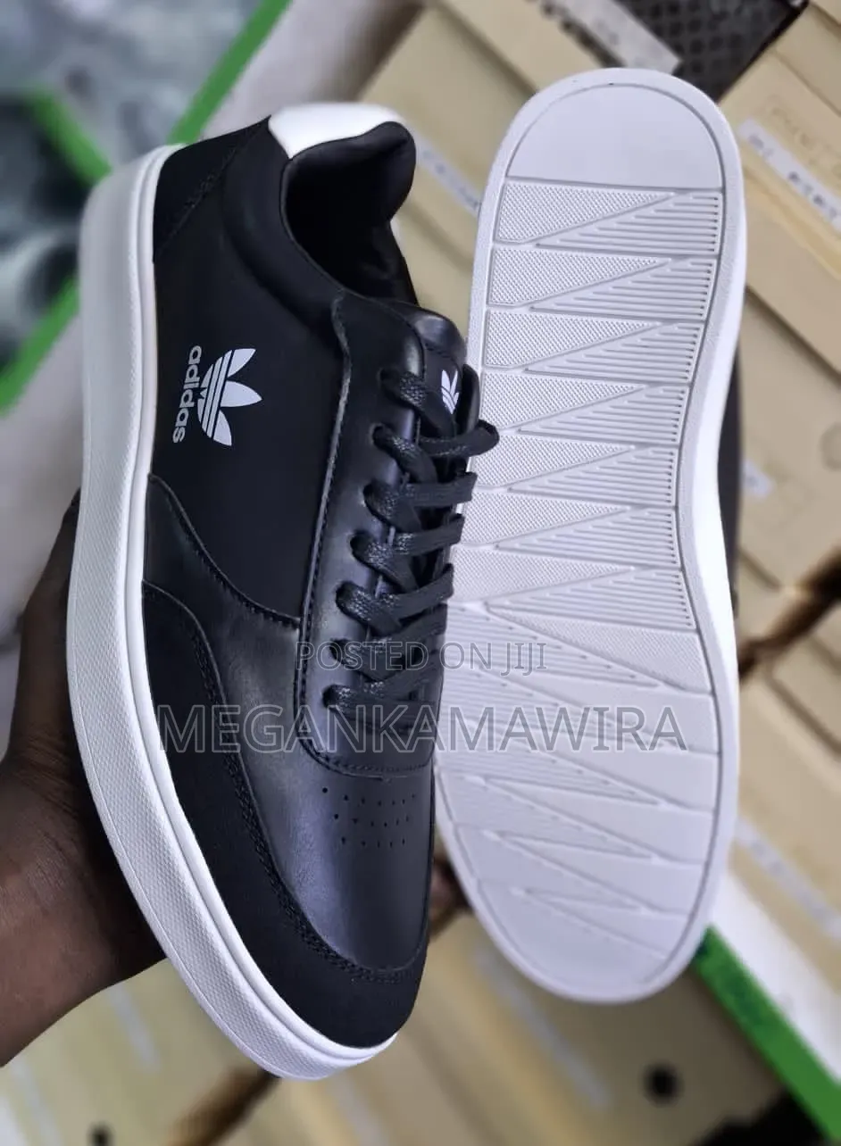 Men Classic Shoes