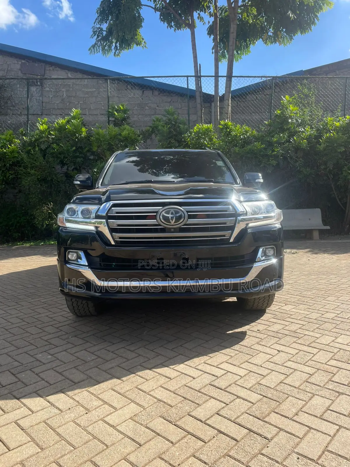 Toyota Land Cruiser 4.6 V8 ZX 2016 Black