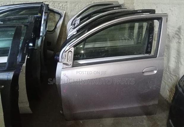 Front Left Door Daihatsu Mira L276s