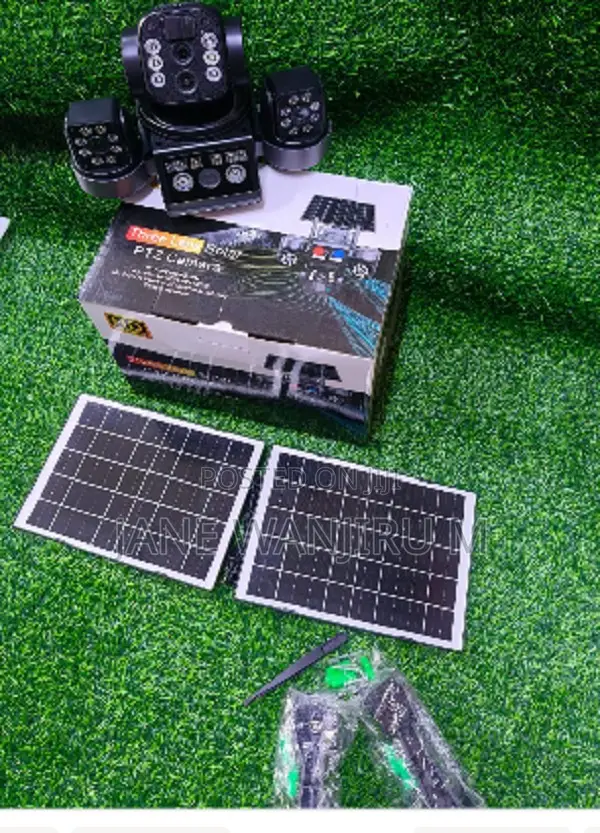/Dual Panel Solar CCTV Camera – Long Battery Outdoor Monitoring
