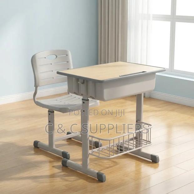 Kid's Adjustable Desk Chair Combo. - thumbnail 3