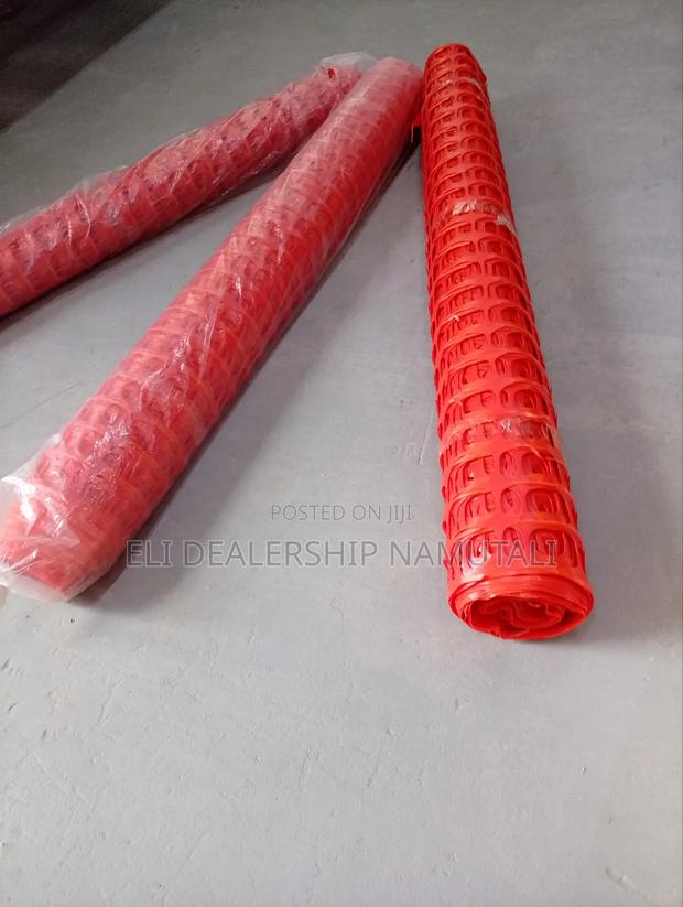 Plastic Safety Fencing Roll 1m X 50m For Construction Areas - thumbnail 2