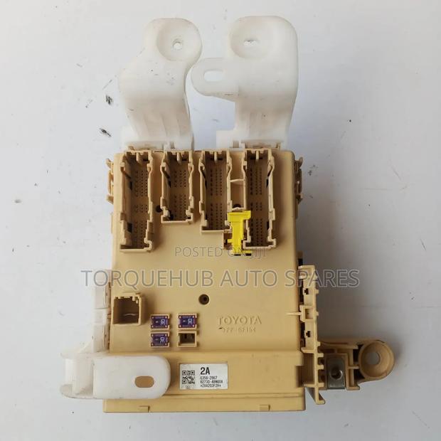 Toyota Harrier 2014 Fusebox - thumbnail 4