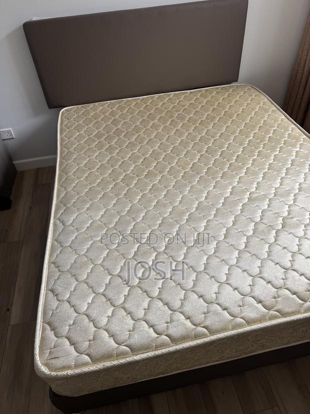 Queen 5x6 Bed+Mattress+Duvet for Sale