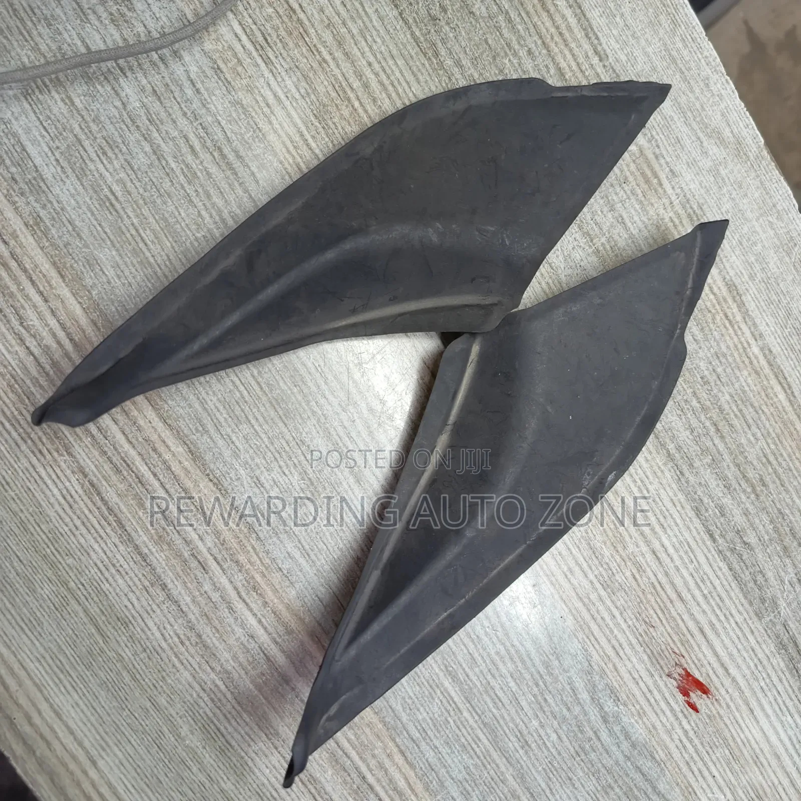 Fielder 165 Windscreen Shield.