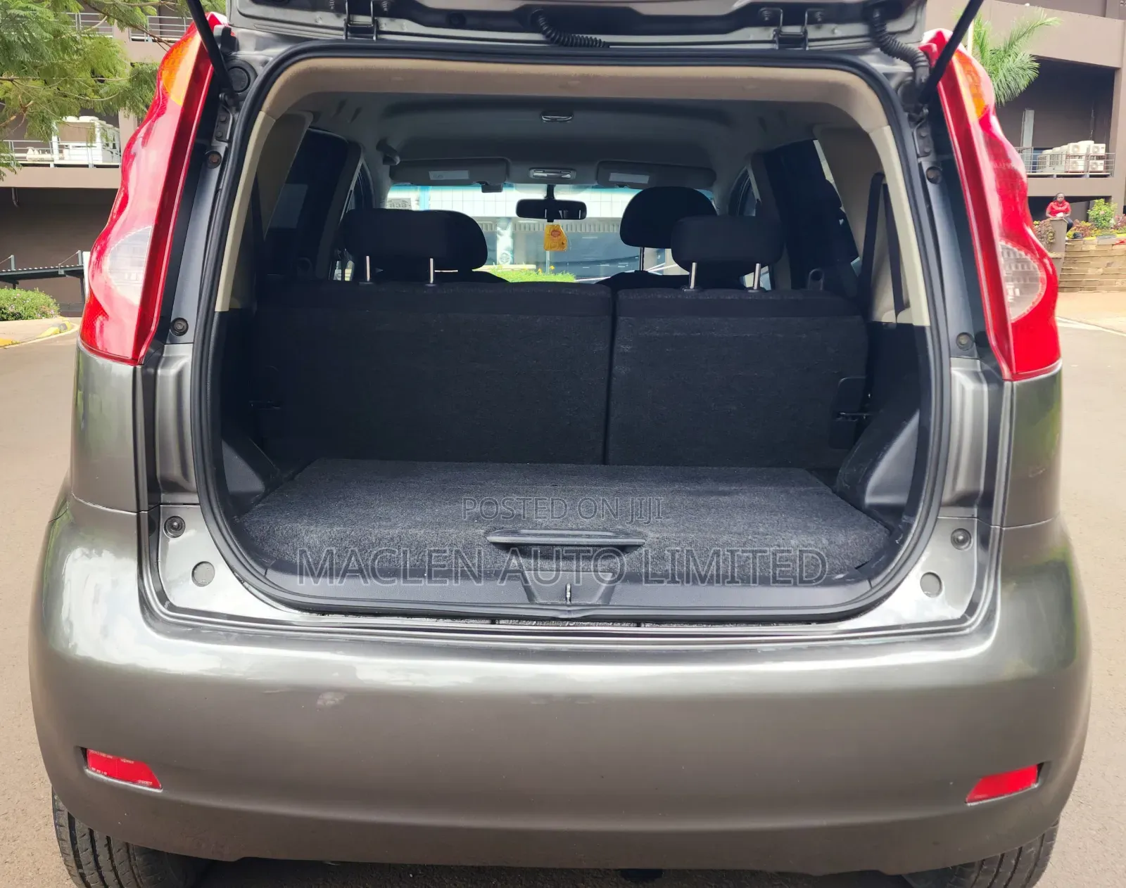 Nissan Note 2011 Gray