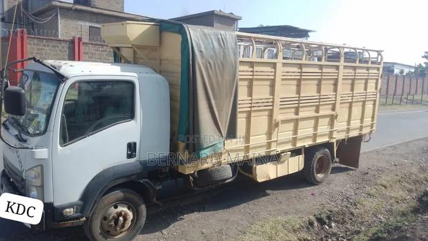 Isuzu FRR Slayqueen Sukuma Ndeni Deposit 2.1m