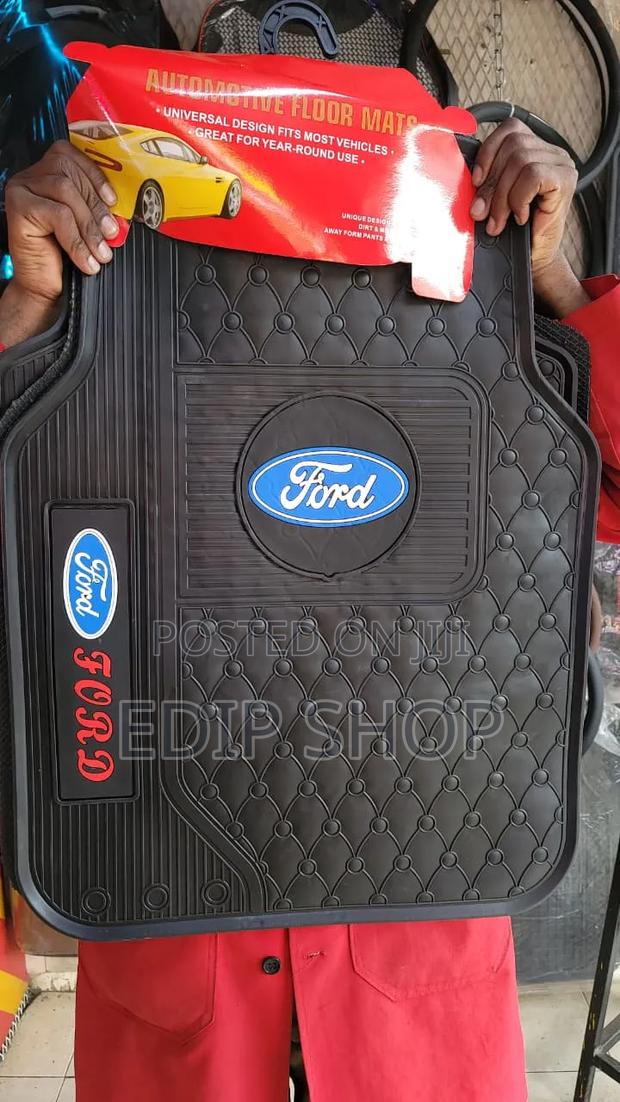 5 Pieces Ford Make Floor Mats