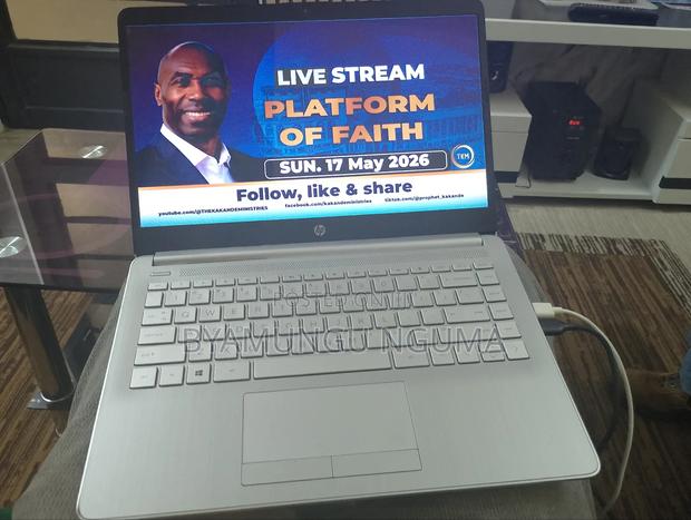 Laptop HP 14S 8GB Intel Core i5 SSHD+SSD 512GB