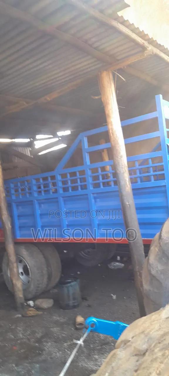 New 8 Tonnes Tractor Trailer - thumbnail 3