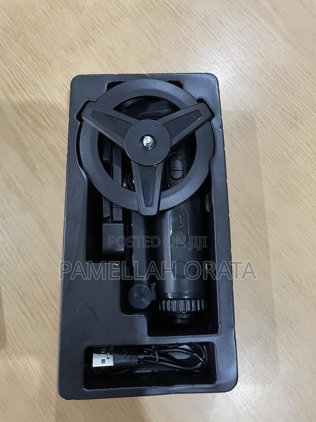 New Oraimo Flowmotion Smart Face-Tracking Gimbal - thumbnail 2