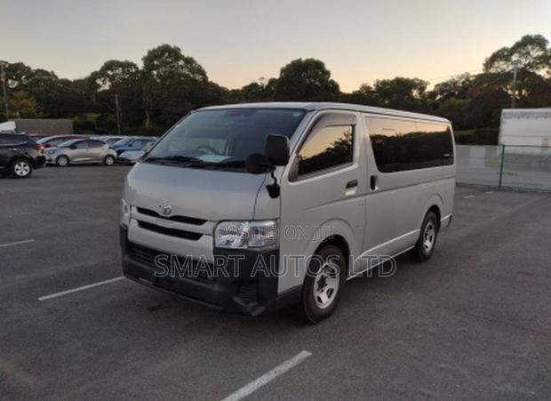 Toyota HiAce 2018 - thumbnail 13