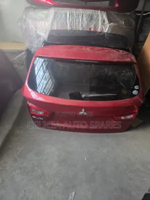 Mitsubishi RVR Boot 2012