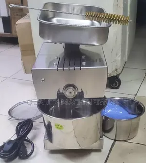 Good Quality Stainless Steel Oil Press/Oil Extractor