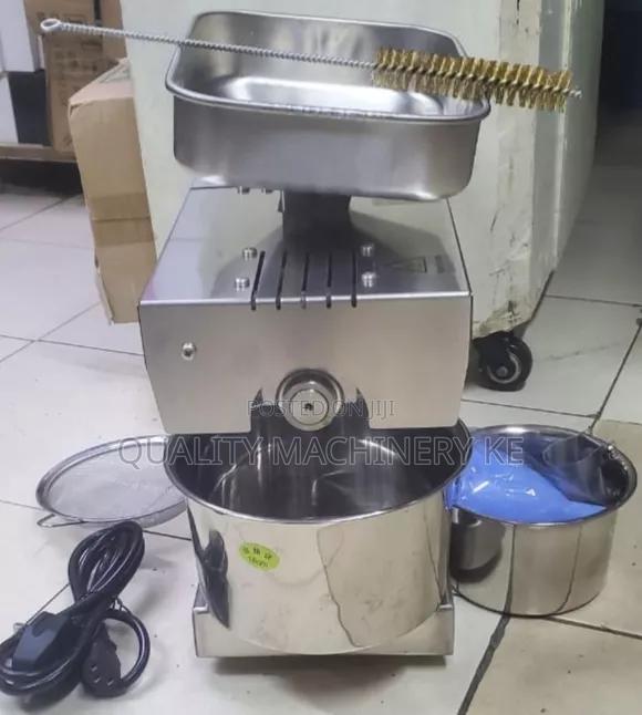 Good Quality Stainless Steel Oil Press/Oil Extractor