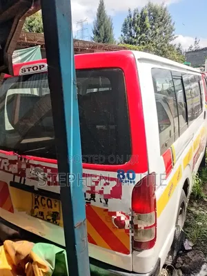 Toyota Grand HiAce 2012 Red