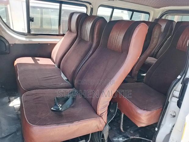 Toyota Grand HiAce 2012 Red - thumbnail 5
