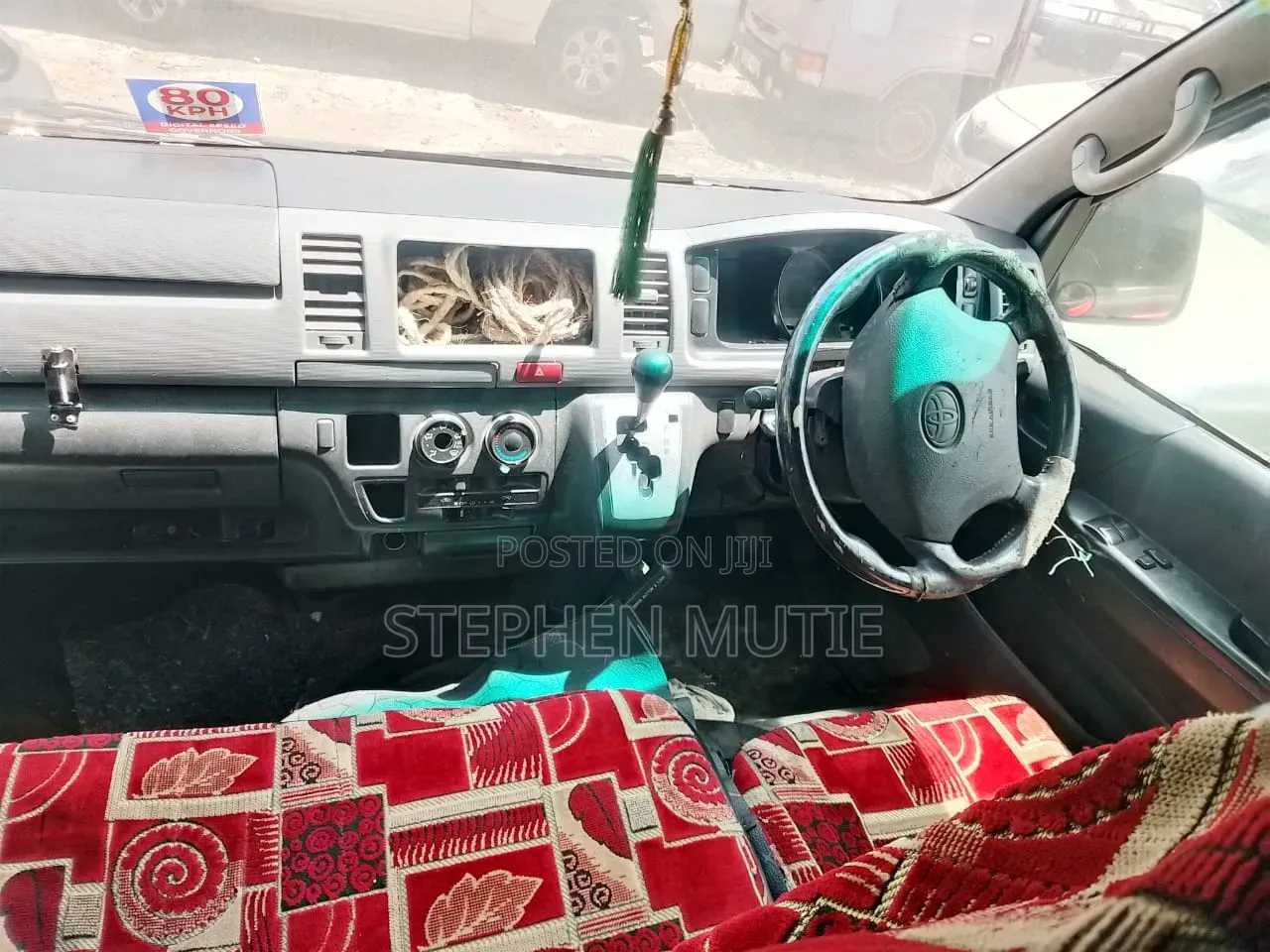 Toyota Grand HiAce 2012 Red