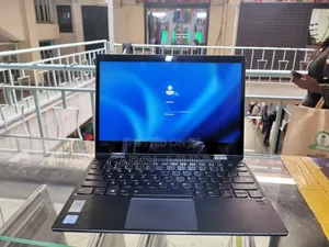 New Laptop Lenovo Yoga 710 8GB Intel Core i5 SSD 256GB