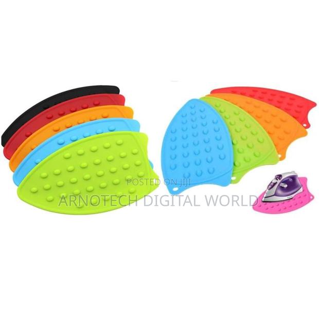 Heat Resistant Silicone Iron Mat - thumbnail 3