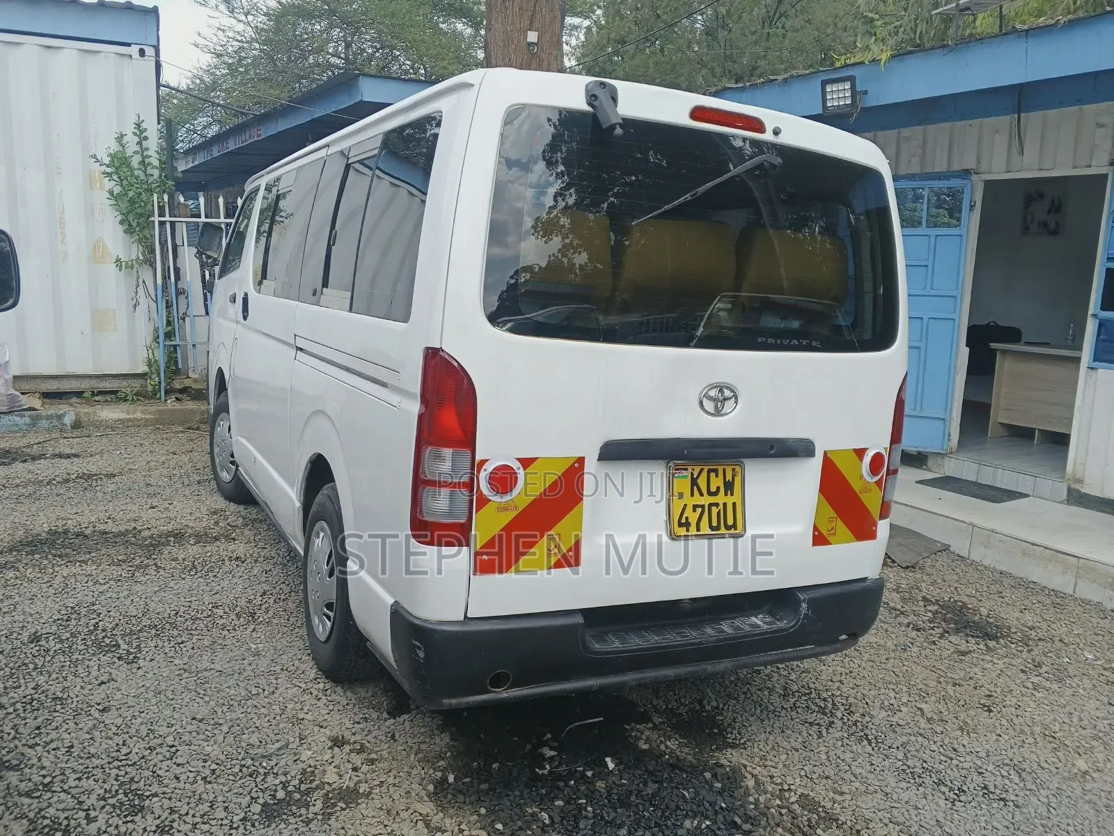 Toyota HiAce 2013 White