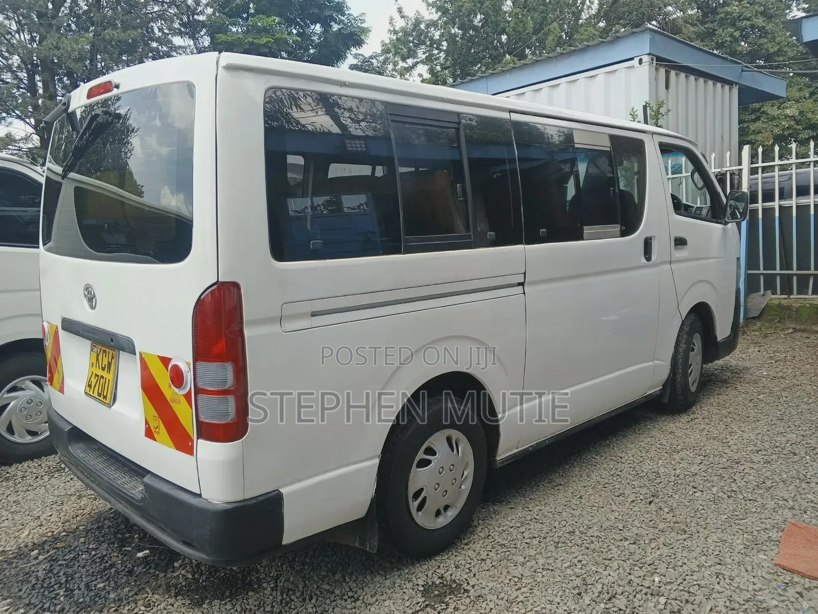 Toyota HiAce 2013 White