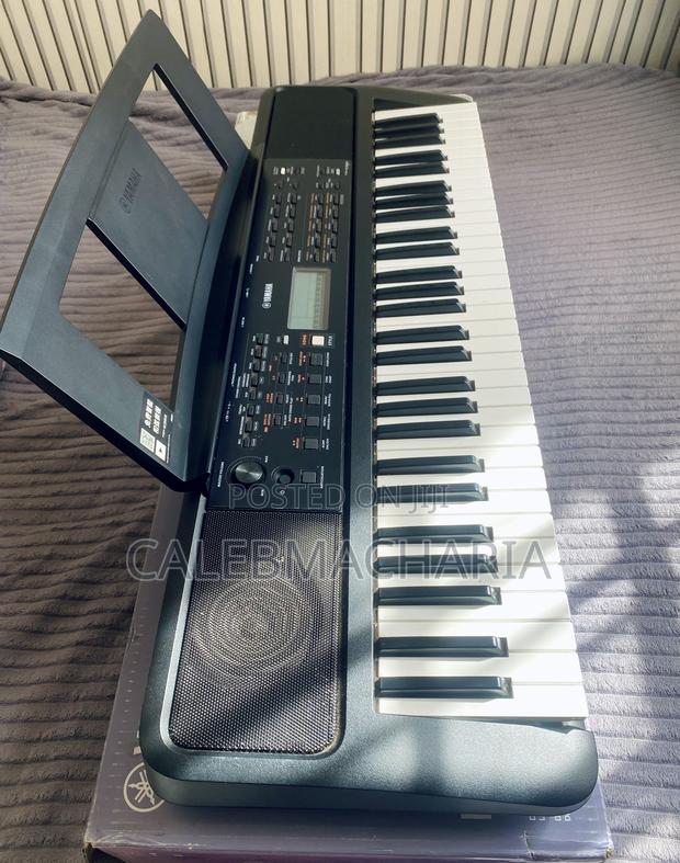 Yamaha PSR-E383 - thumbnail 2