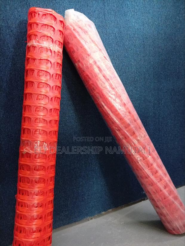 Event And Construction Orange Safety Barrier Mesh 1m X 50m Roll - thumbnail 2