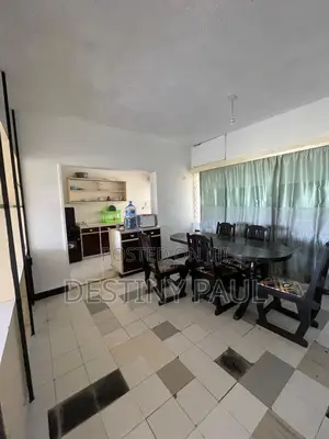 Modern 2 Bedroom Apartment With Beachview Point