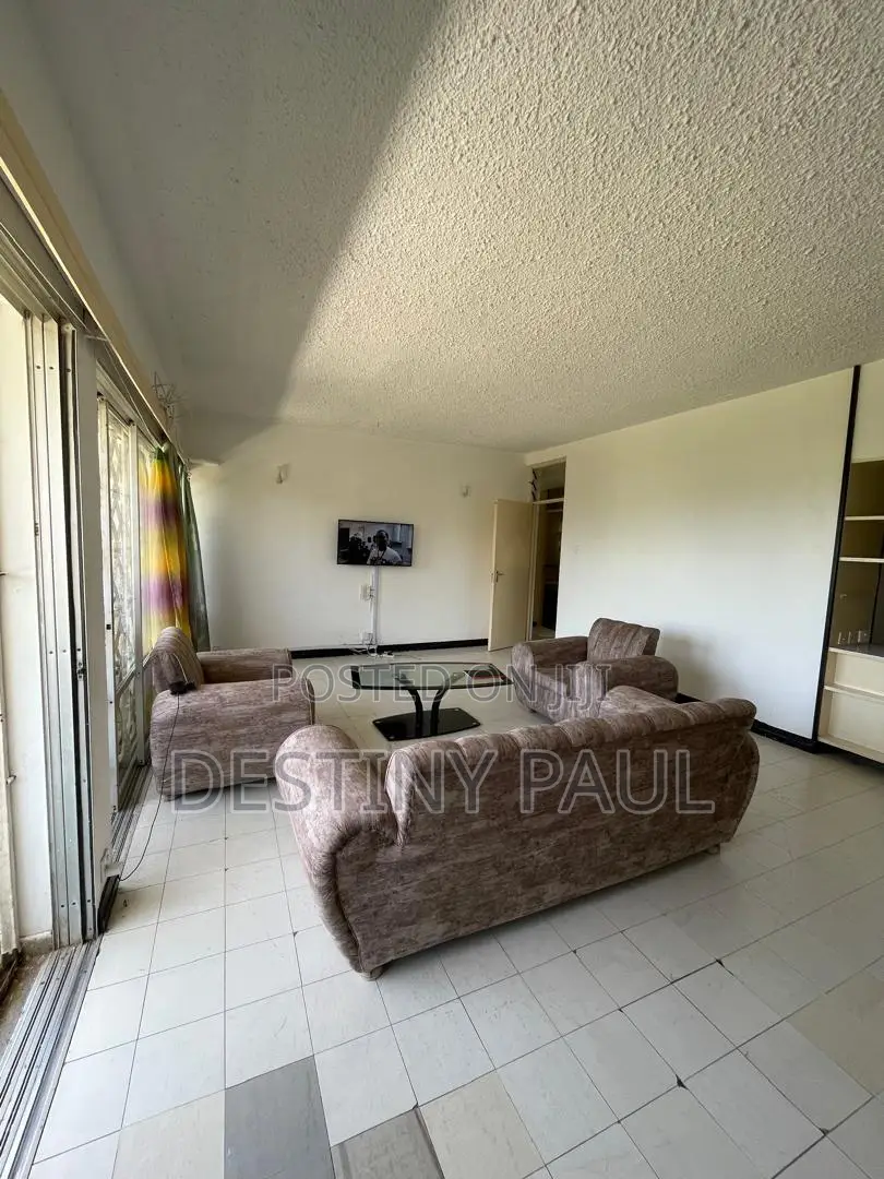 Modern 2 Bedroom Apartment With Beachview Point