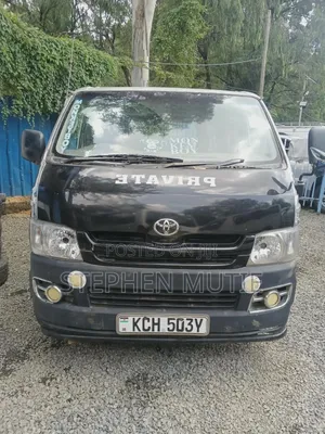 Toyota HiAce 2010