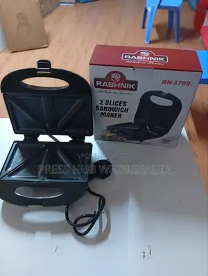 Rashnik 2-Slice Sandwich Maker (Model Rn-1702) – Brand New